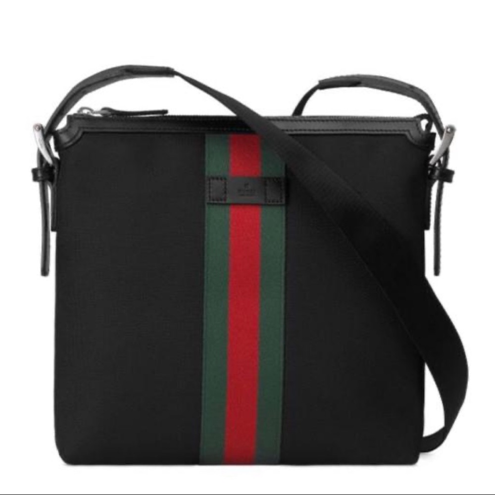 Gucci Medium Unisex’s messenger shoulder bag